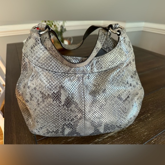 Coach tote/hobo bag - Picture 14 of 16